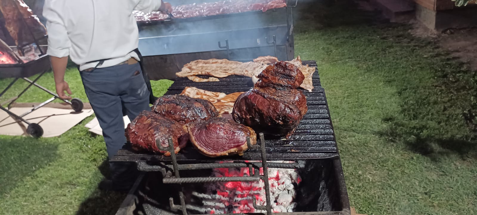 El equipo familiar en plena faena